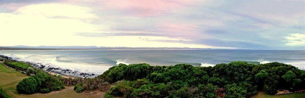 Shaloha Guesthouse On Supertubes Jeffreys Bay Exterior photo