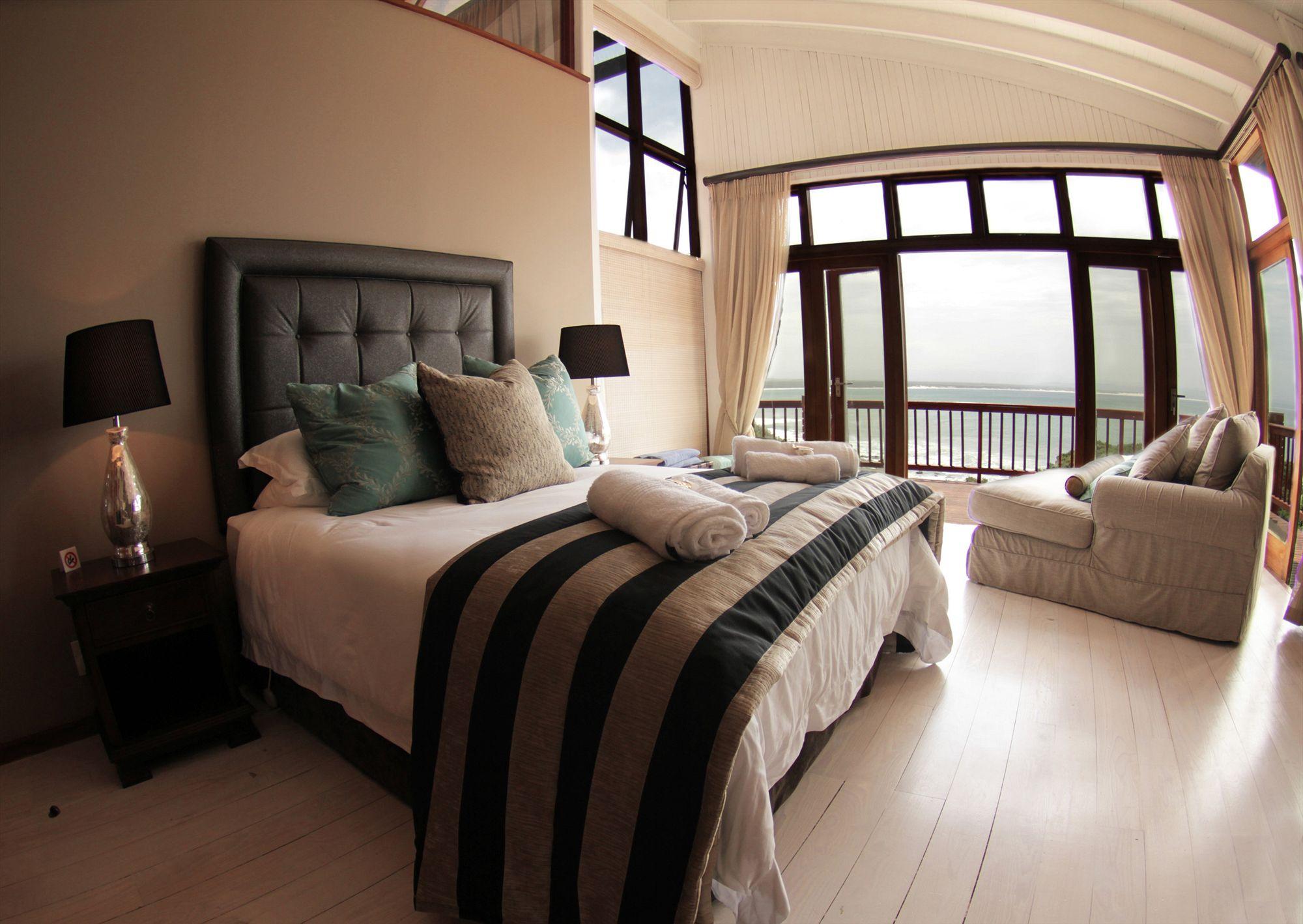 Shaloha Guesthouse On Supertubes Jeffreys Bay Exterior photo